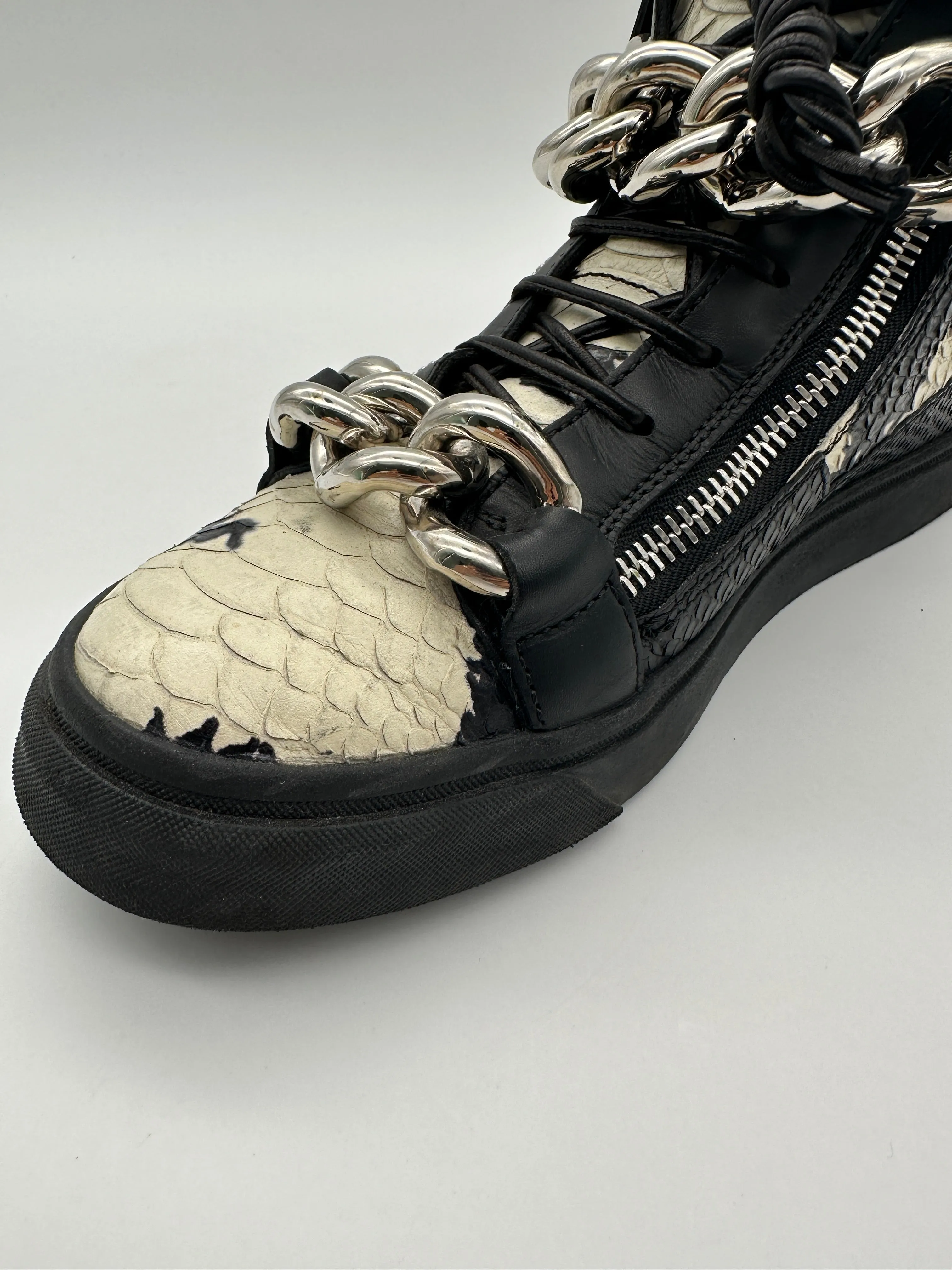 Chain Snake Sneakers