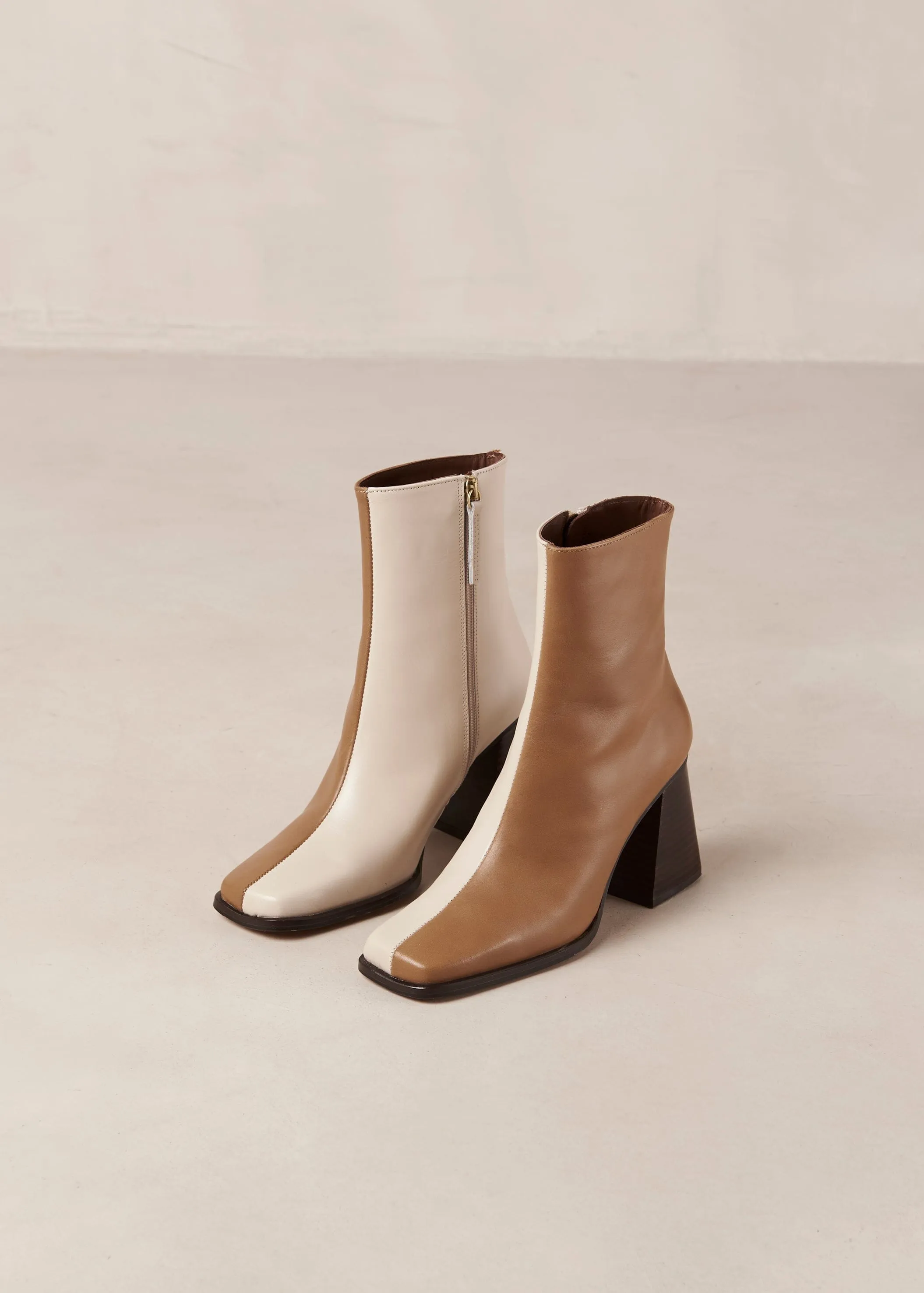 South Bicolor Camel Beige Leather Ankle Boots